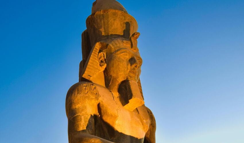 Luxor Temple Tour at Night