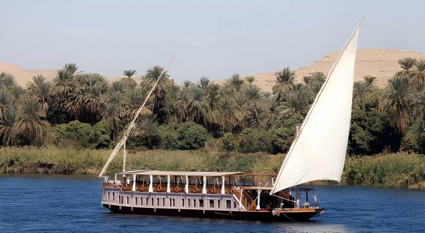 Exact Day Egypt Luxury Trip With Dahabiya Nile Cruise